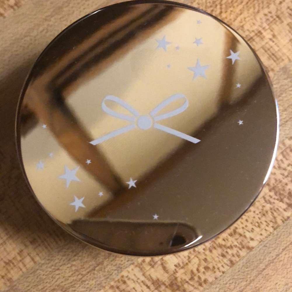 Translucent Powder
